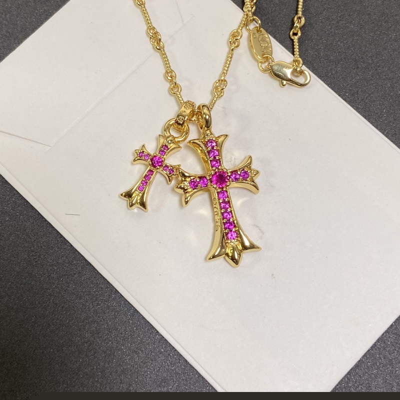 Ch**me He**ts necklaces